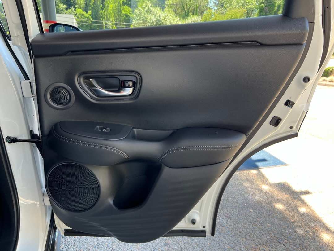 2026 Acura Adx Base - Image 28