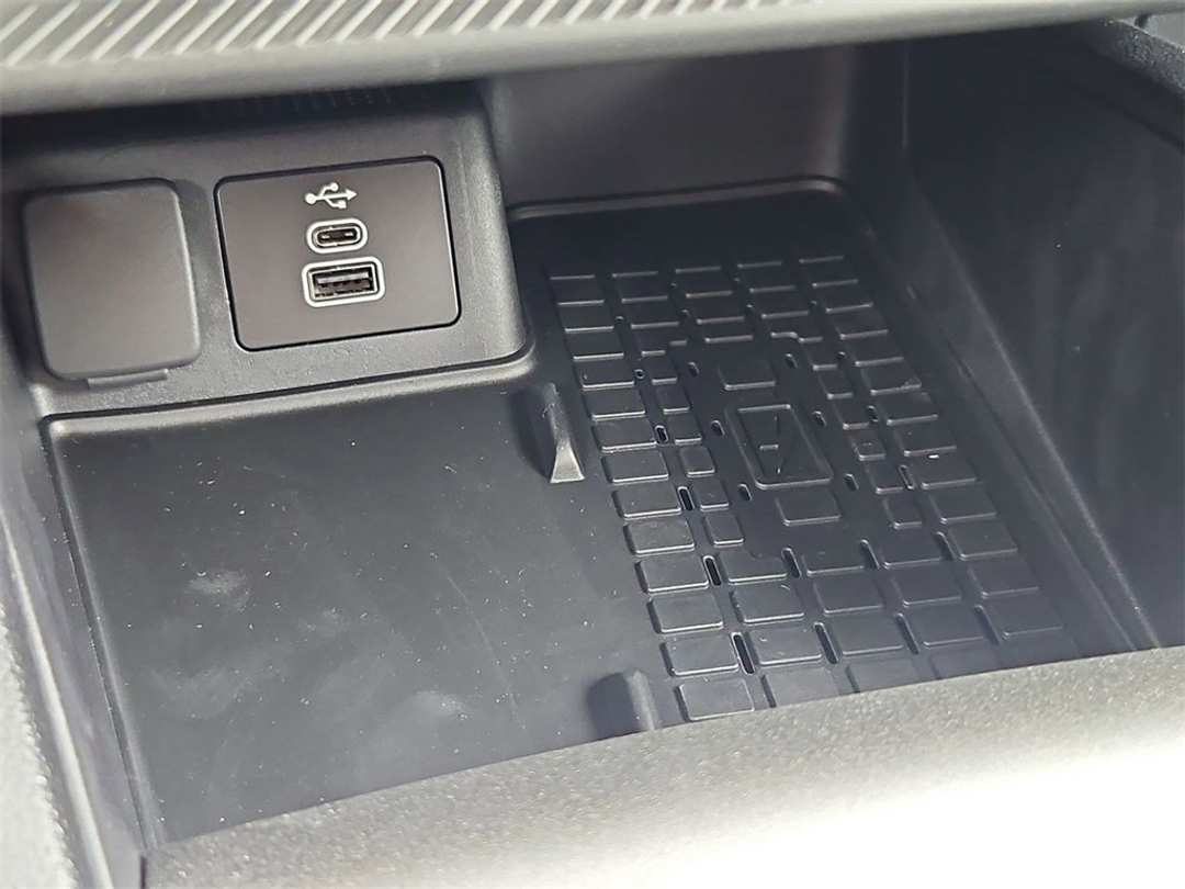 2025 Ford Bronco Sport Heritage - Image 21