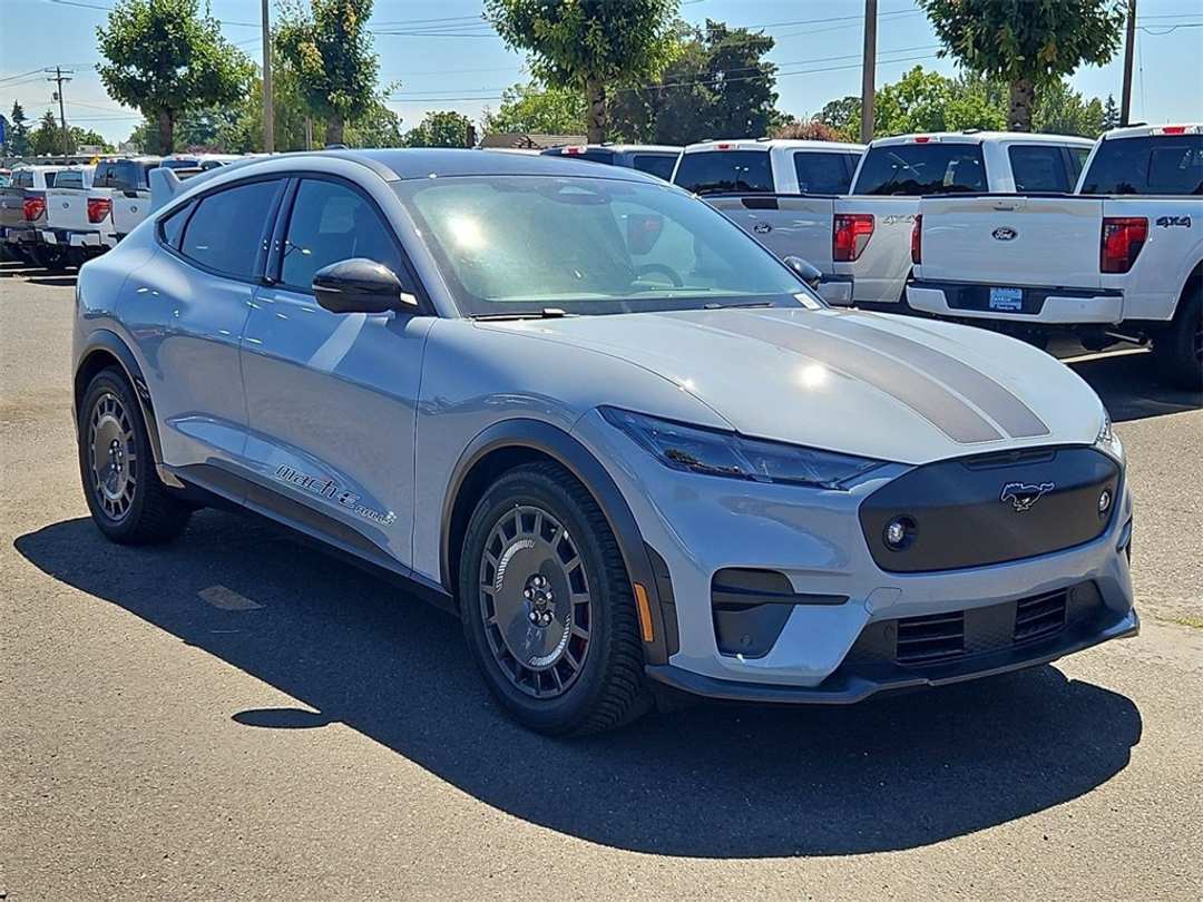 2025 Ford Mustang Mach-E GT - Image 7