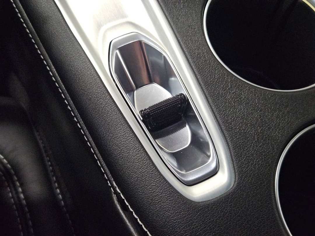 2026 Chevrolet Corvette Stingray - Image 23