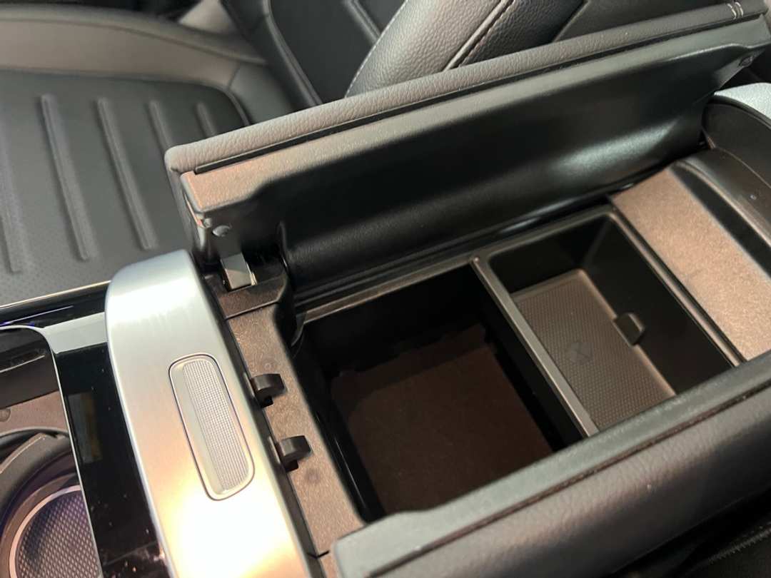 2025 Mercedes-Benz GLC GLC 300 - Image 22