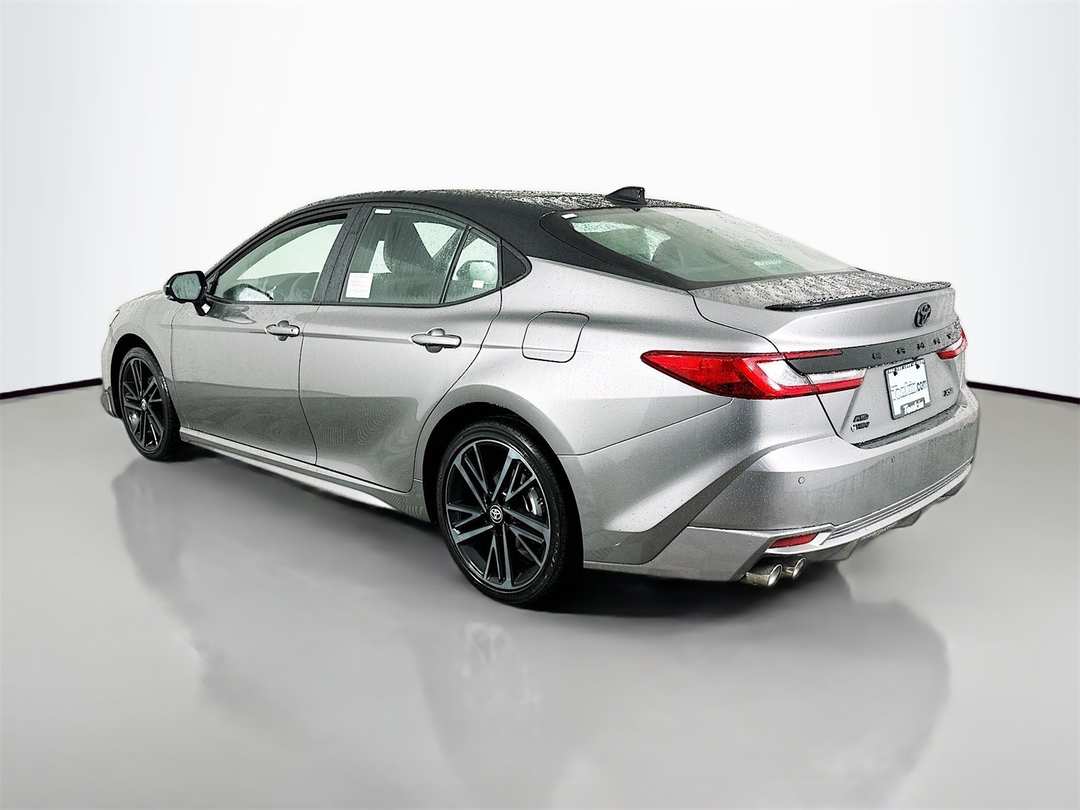 2026 Toyota Camry XSE - Image 5