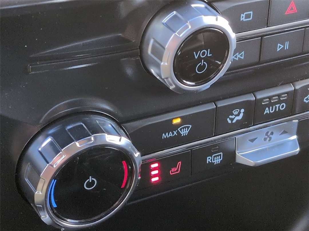 2026 Ford F-150 XLT - Image 22