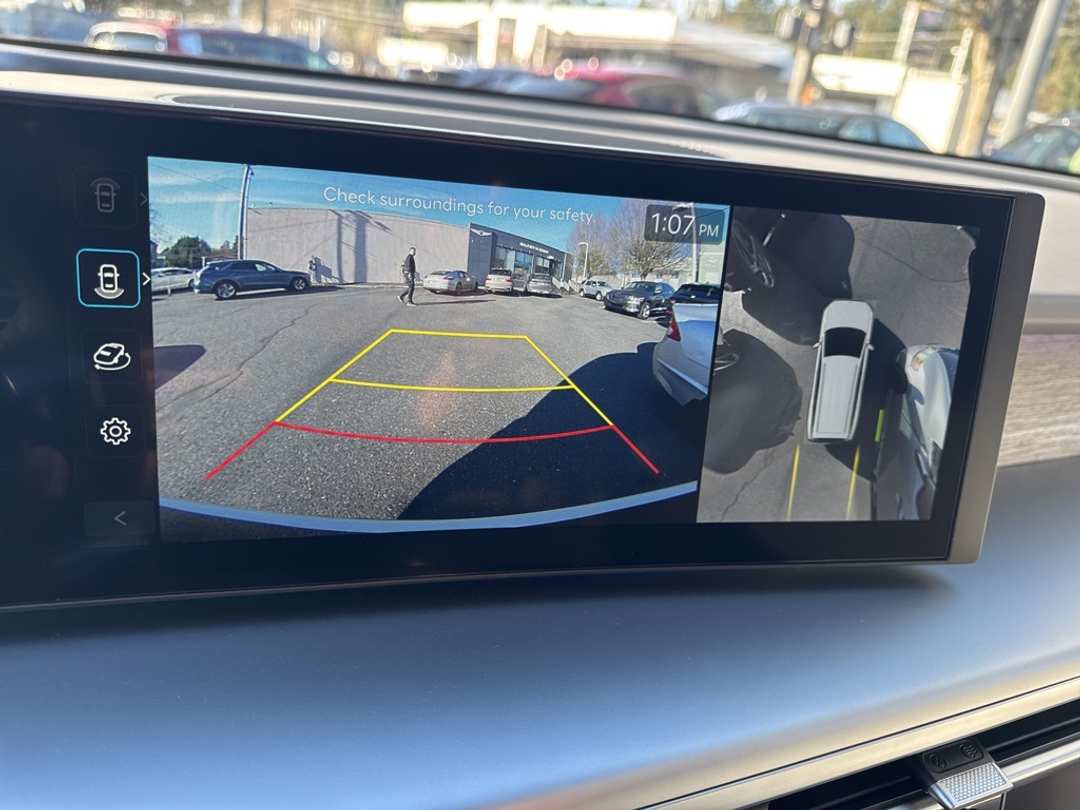 2026 Hyundai Ioniq 9 SEL - Image 50