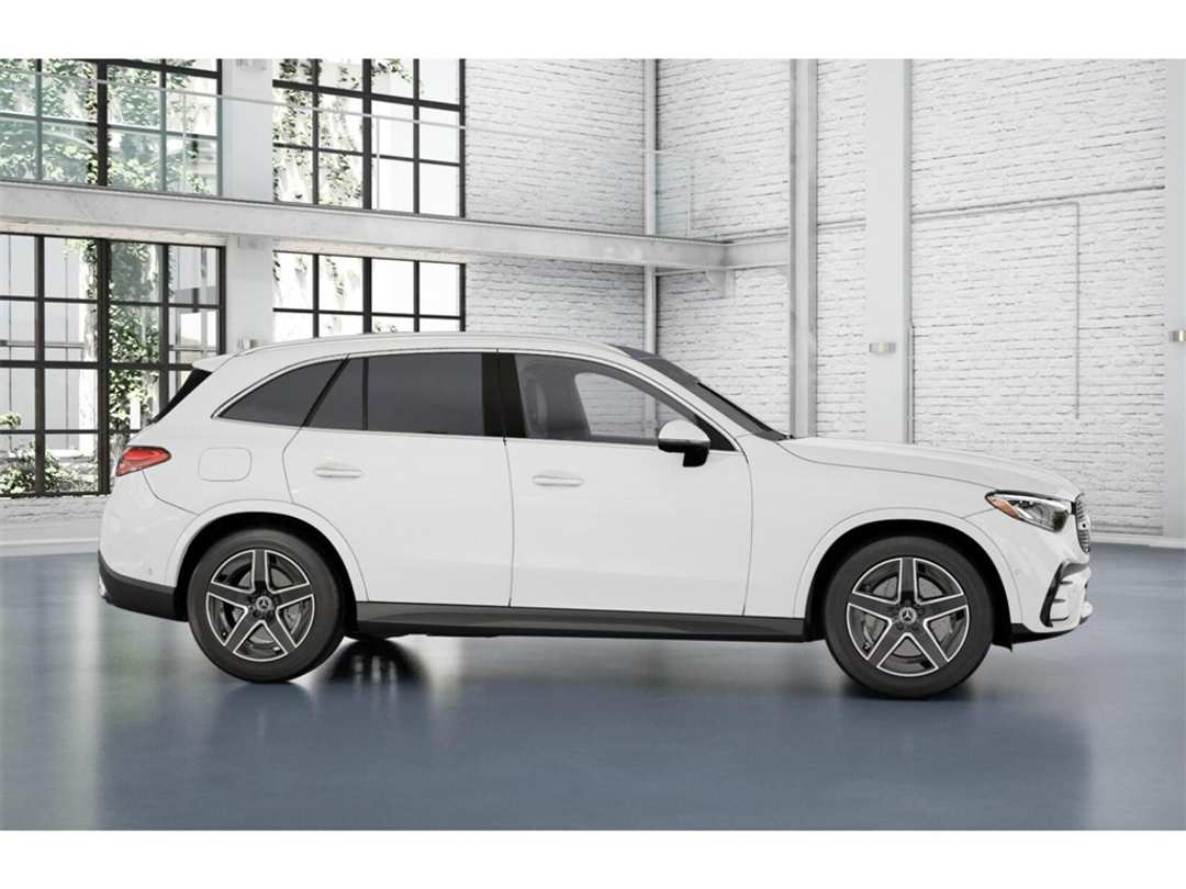 2025 Mercedes-Benz GLC GLC 300 - Image 16