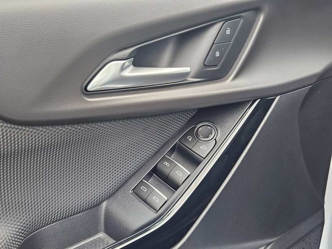 2026 Chevrolet Equinox RS - Image 11