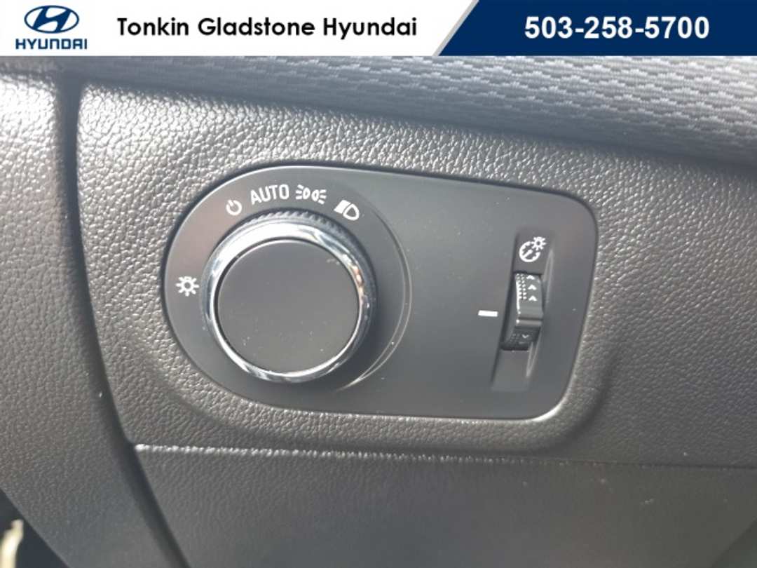 2019 Chevrolet Cruze LS - Image 11