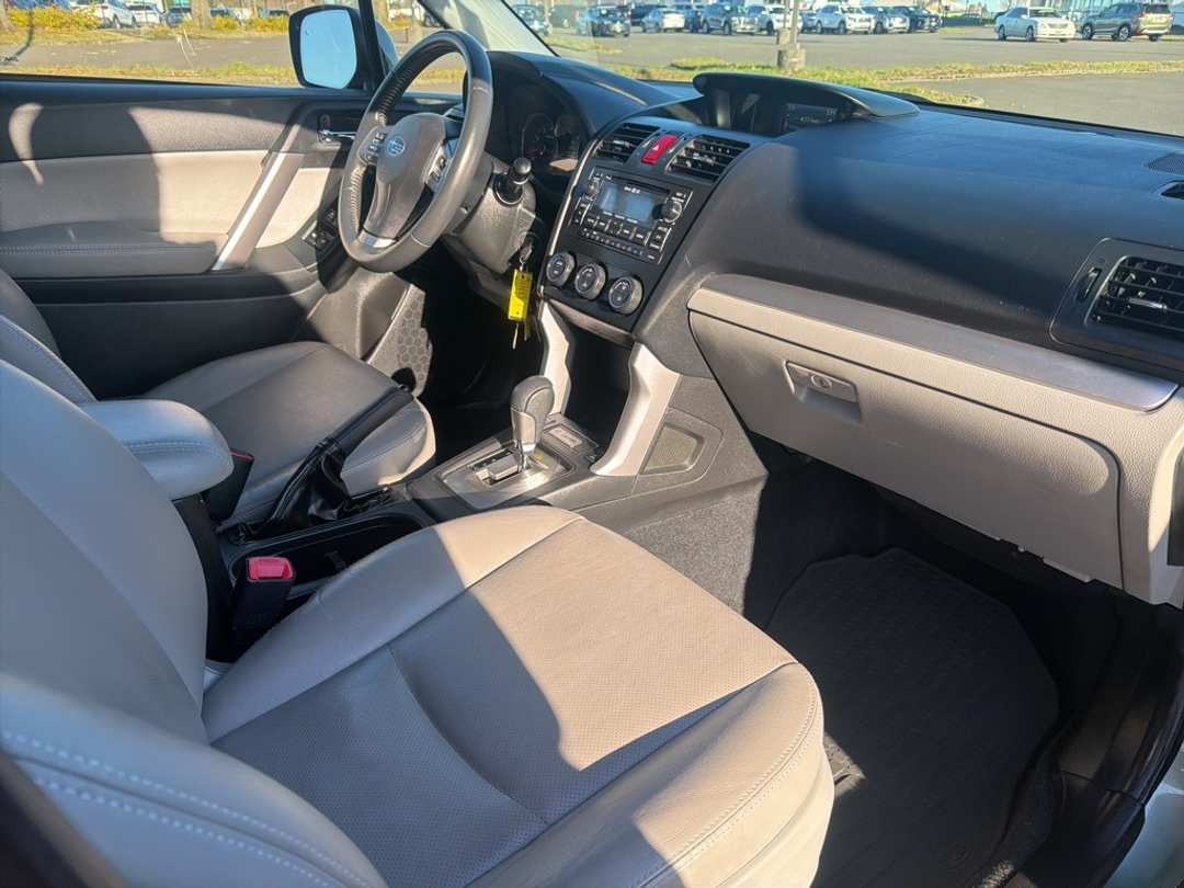 2015 Subaru Forester 2.5i Limited - Image 29