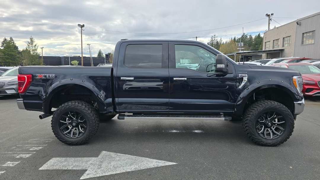 2022 Ford F-150 XLT - Image 2