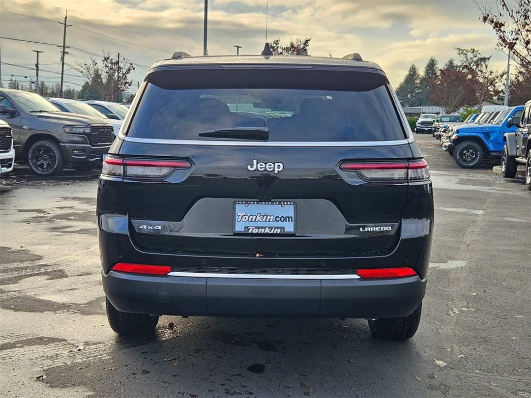 2025 Jeep Grand Cherokee L Laredo - Image 5