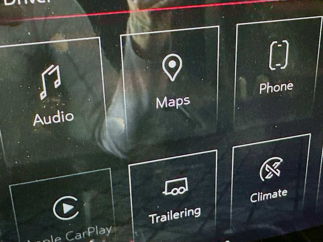 2022 GMC Sierra 1500 AT4 - Image 14