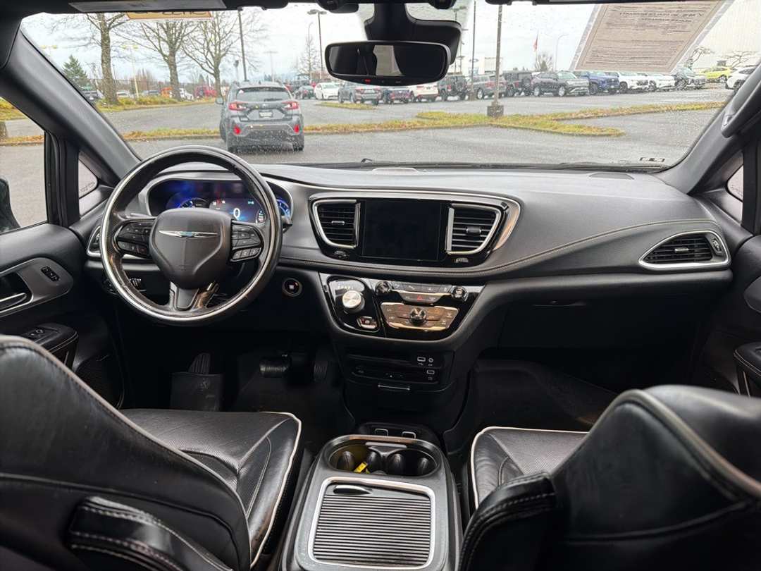 2019 Chrysler Pacifica Limited - Image 24