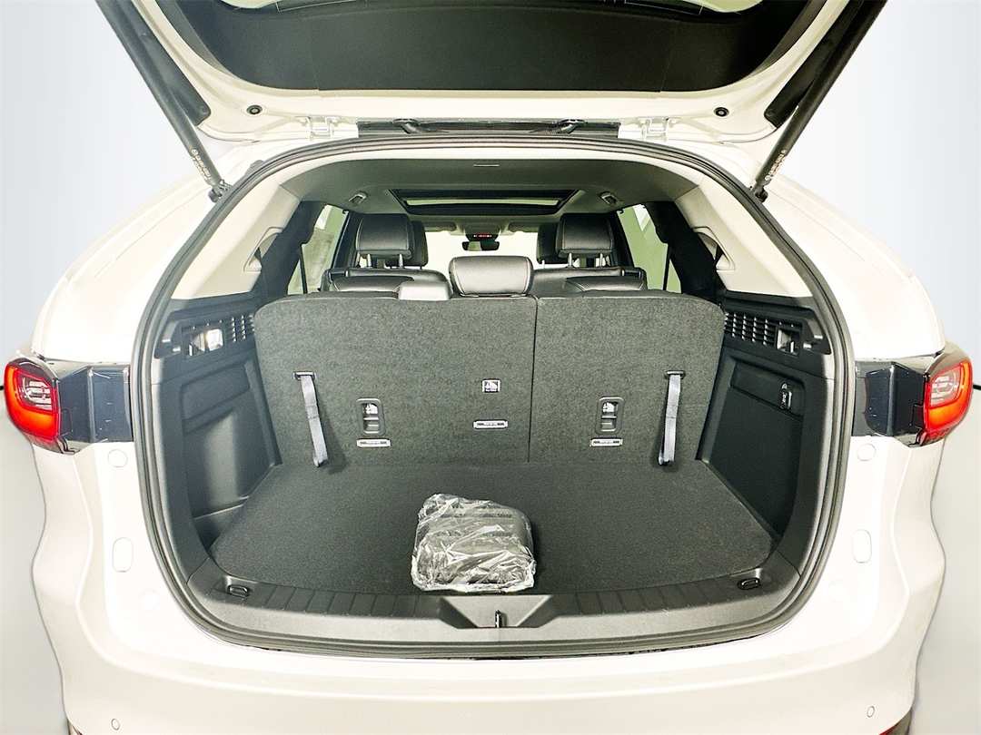 2026 MAZDA Cx-90 3.3 Turbo Premium - Image 28