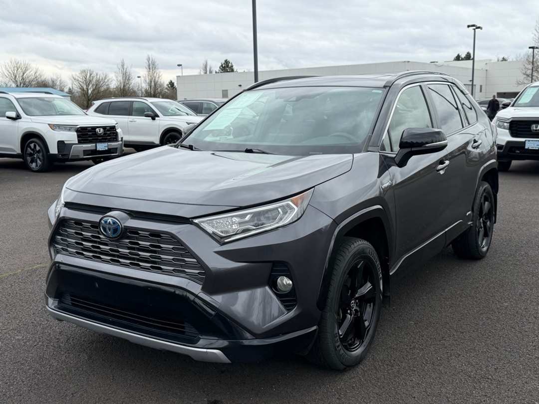 2020 Toyota Rav4 XSE - Image 4