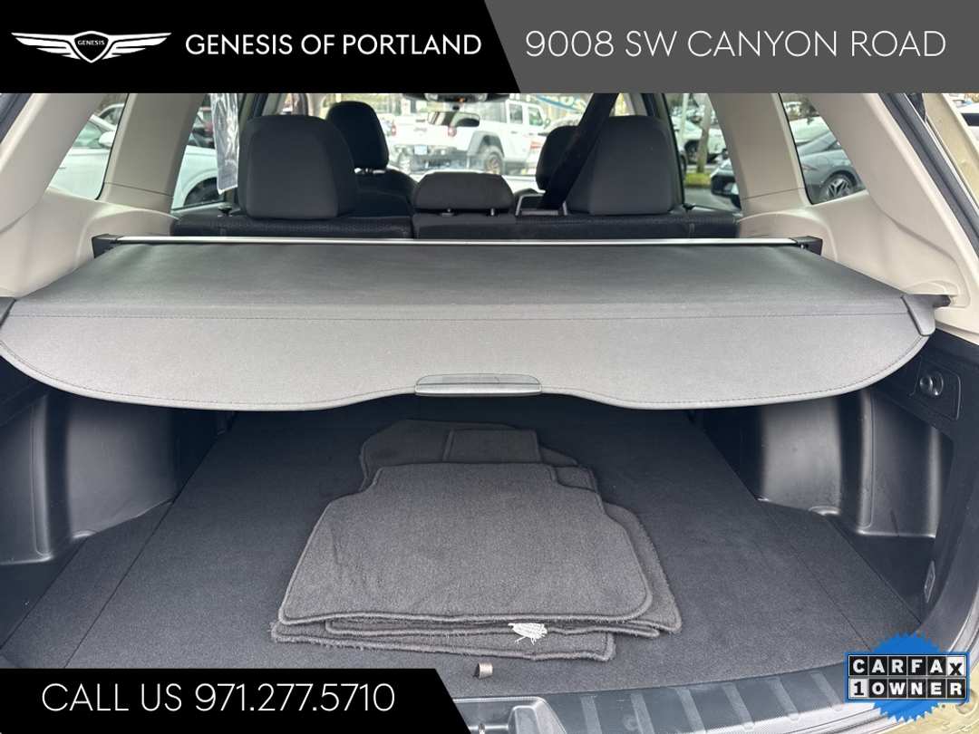 2022 Subaru Forester Premium - Image 16