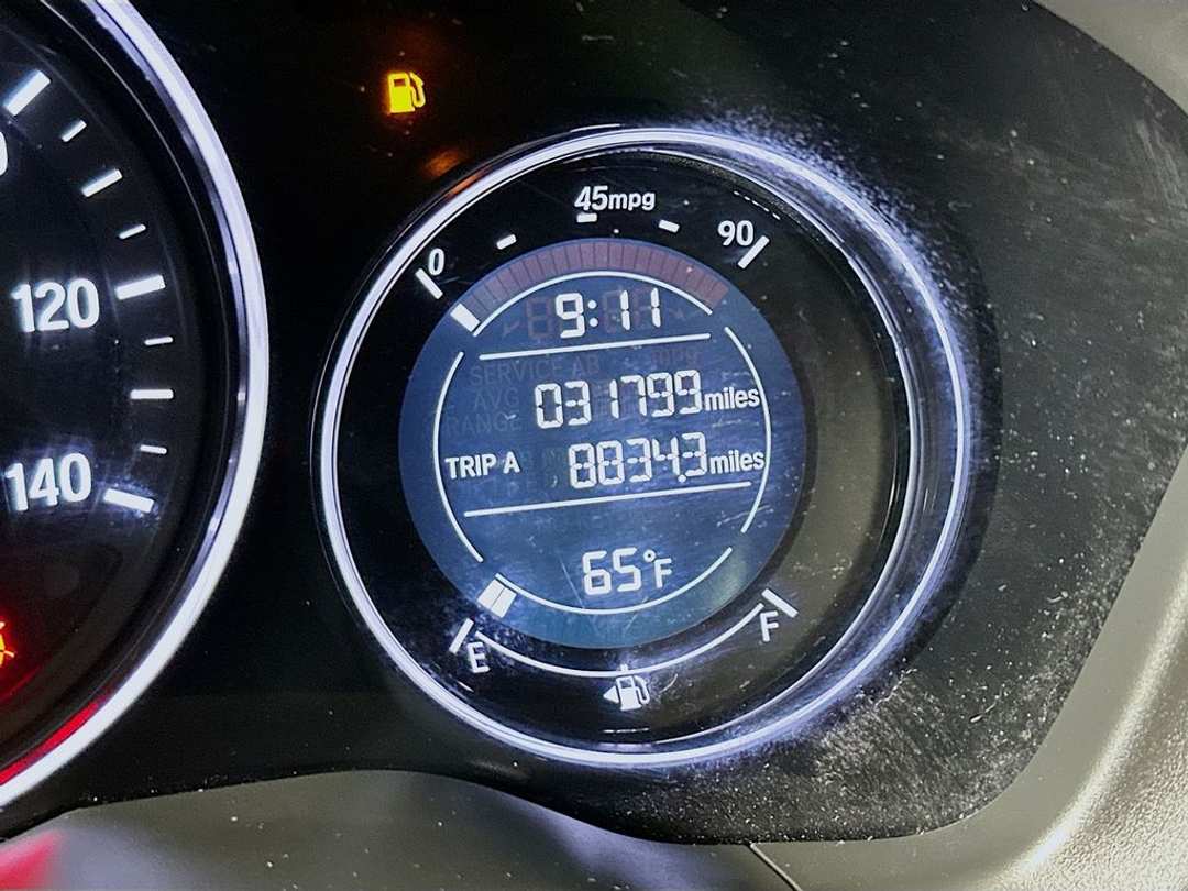 2021 Honda HR-V LX - Image 13