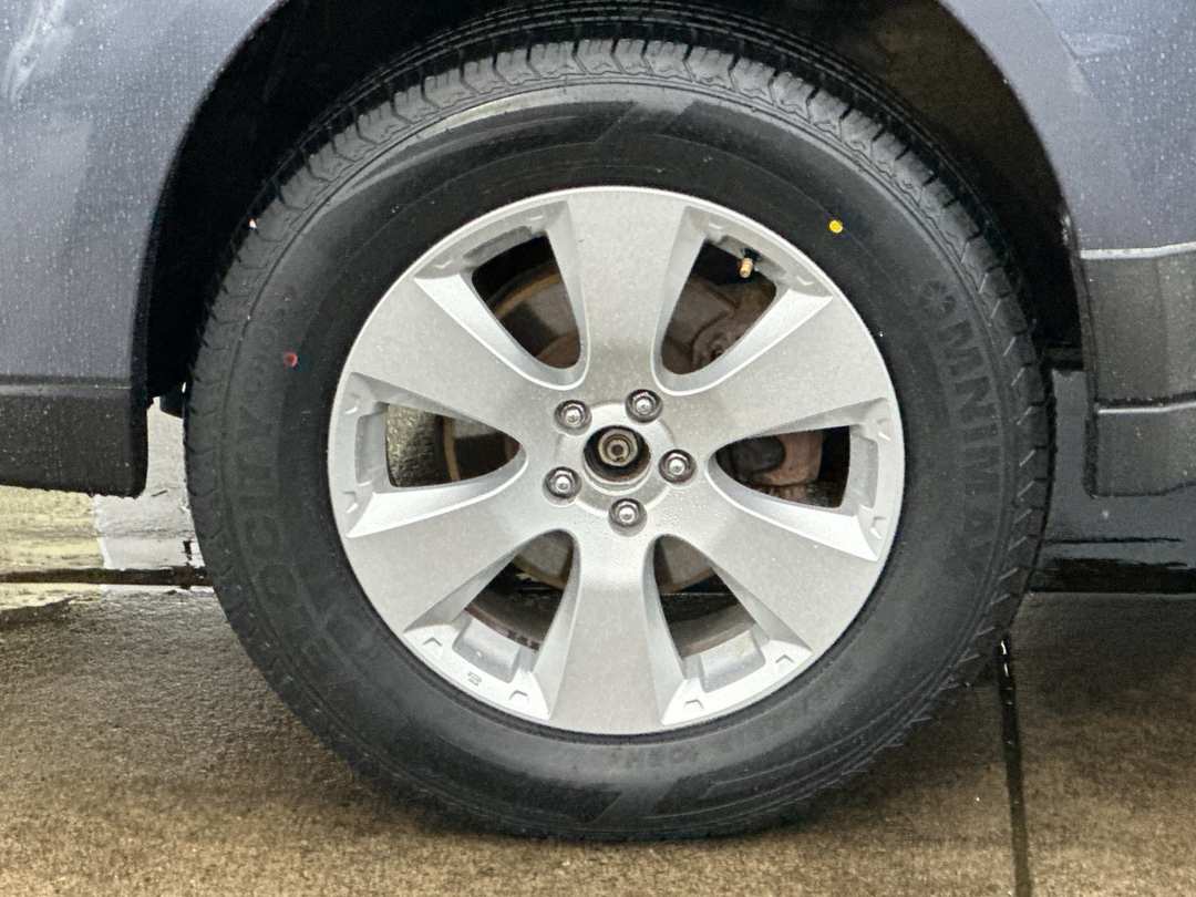 2014 Subaru Outback 2.5i - Image 20