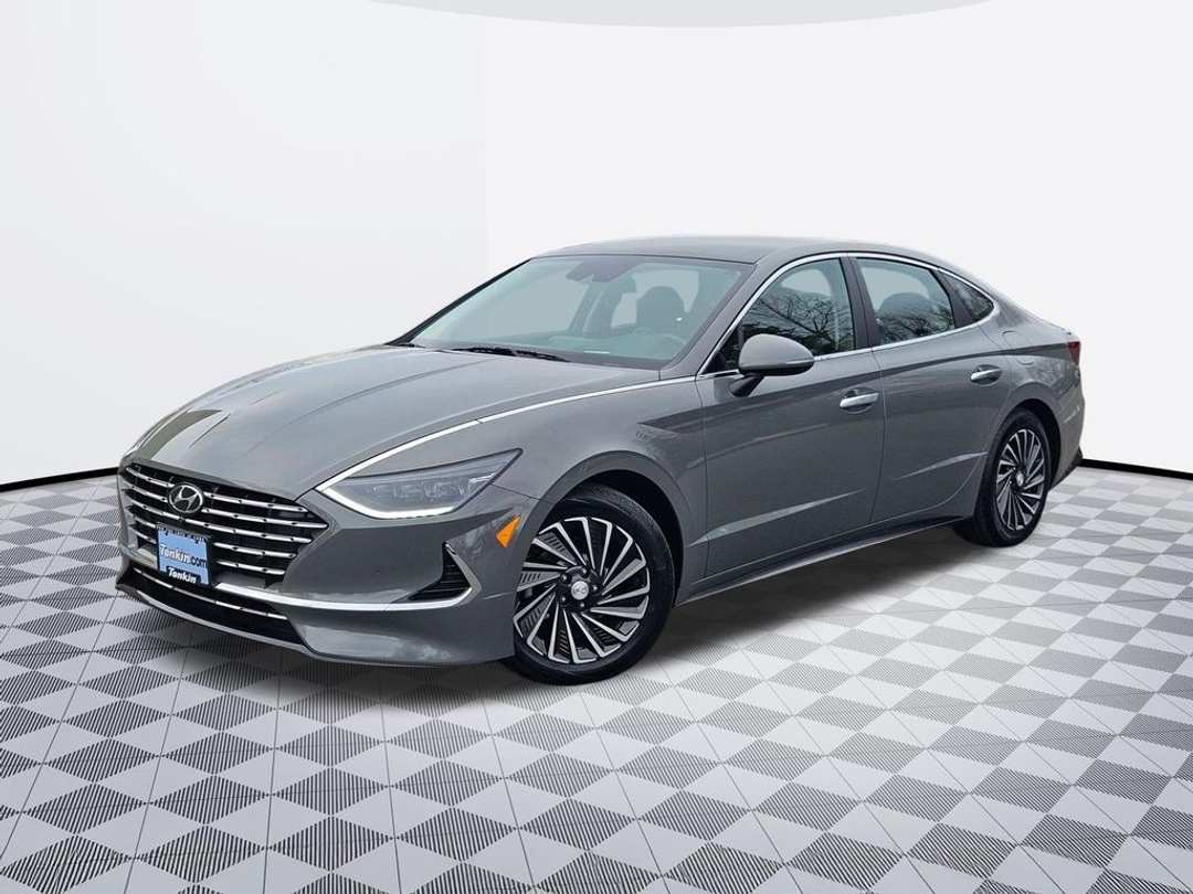 2020 Hyundai Sonata Limited - Image 2