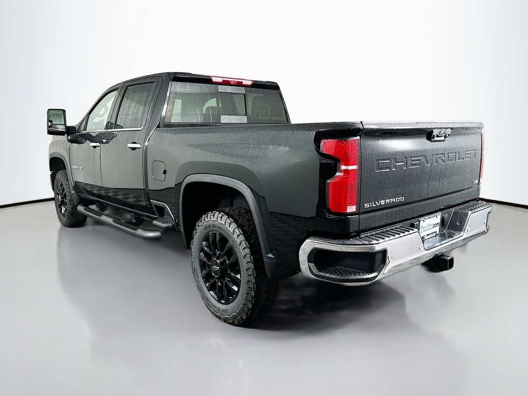 2025 Chevrolet Silverado 2500Hd LTZ - Image 6