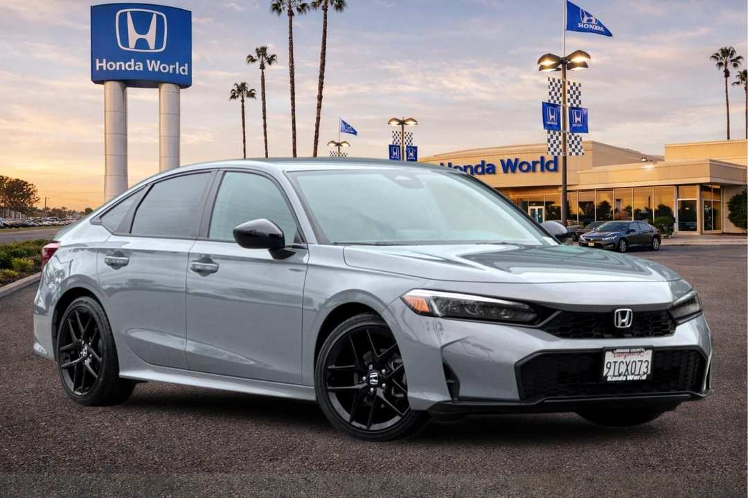 2025 Honda Civic Sport - Image 2