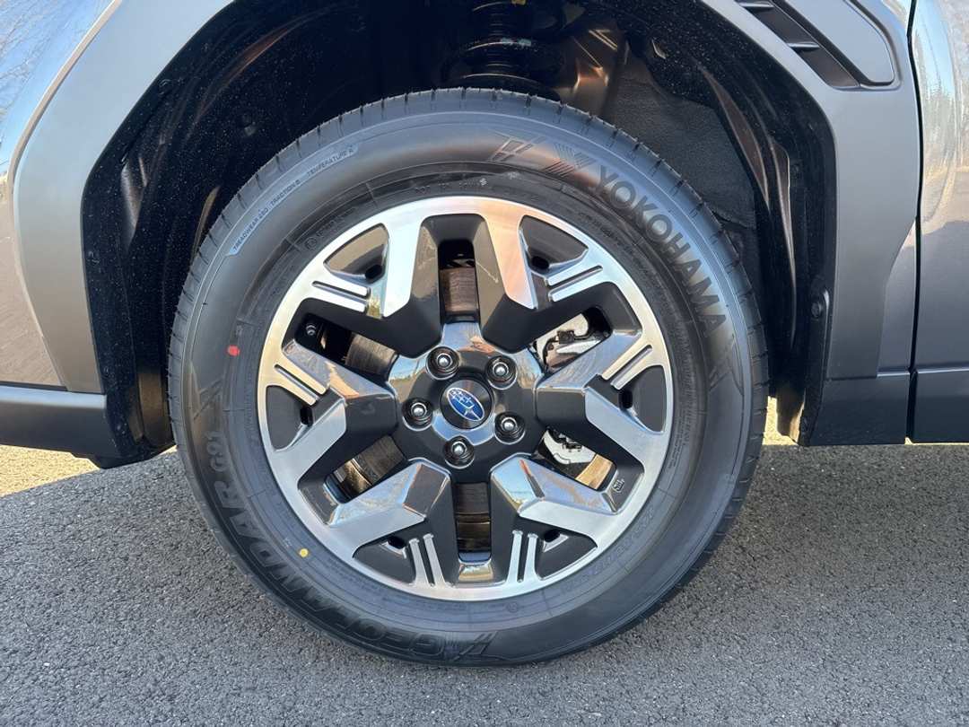 2026 Subaru Forester Base - Image 9