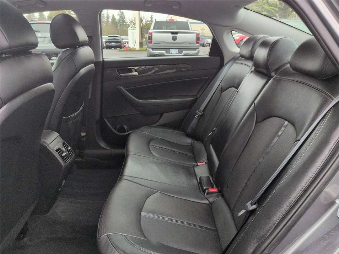 2018 Hyundai Sonata Limited - Image 25