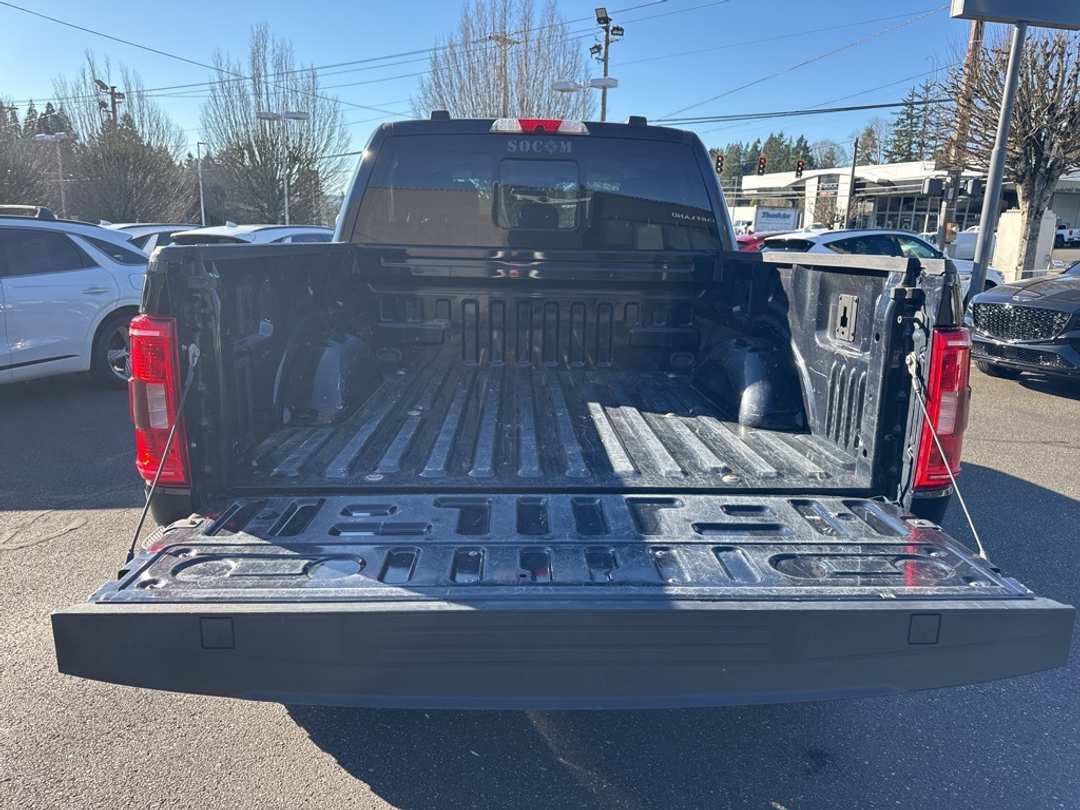 2022 Ford F-150 XLT - Image 17