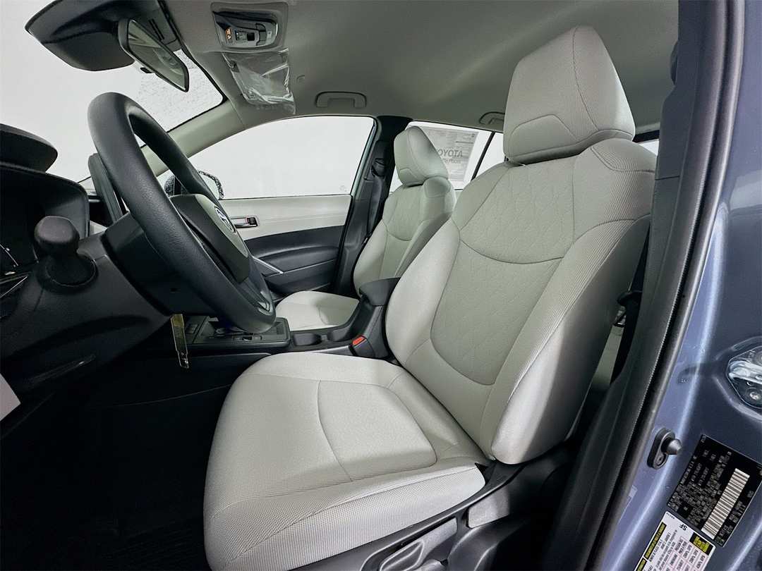 2026 Toyota Corolla Cross L - Image 20