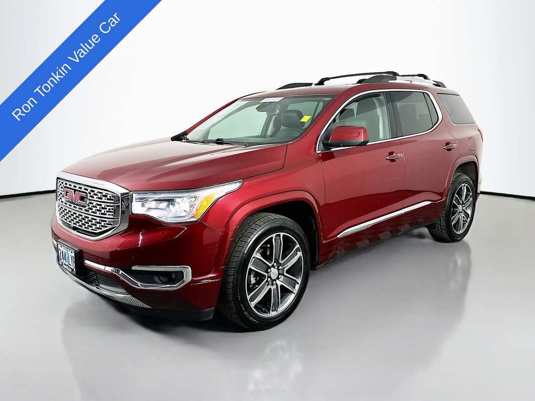 2017 GMC Acadia Denali - Image 4