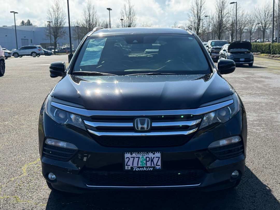 2017 Honda Pilot Touring - Image 3