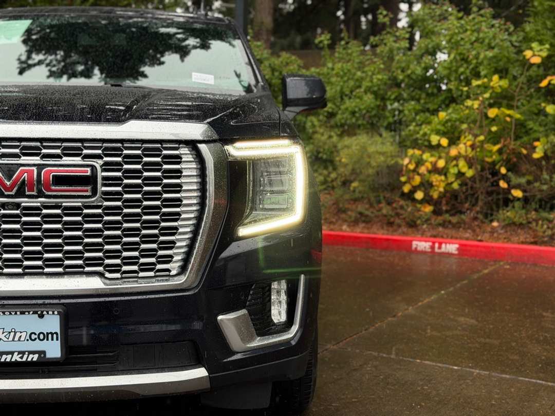 2021 GMC Yukon Denali - Image 5