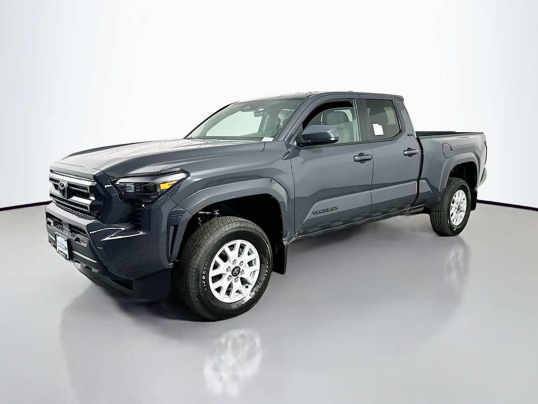 2026 Toyota Tacoma SR5 - Image 3