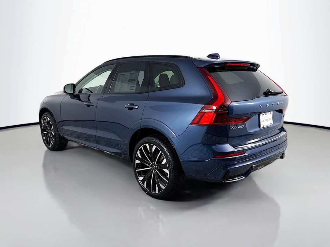 2026 Volvo Xc60 B5 Ultra - Image 3