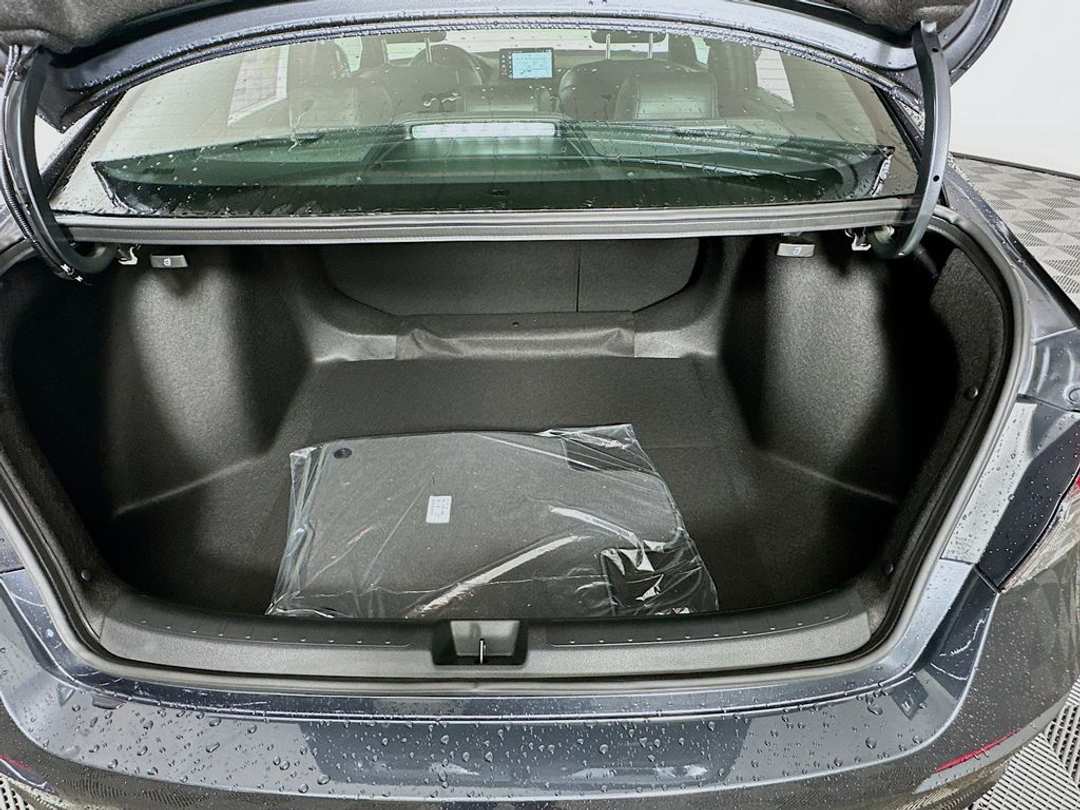 2026 Honda Civic Sport Touring - Image 27