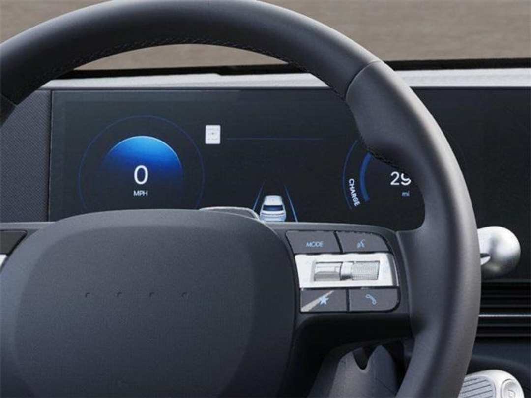 2026 Hyundai Ioniq 5 SEL - Image 14