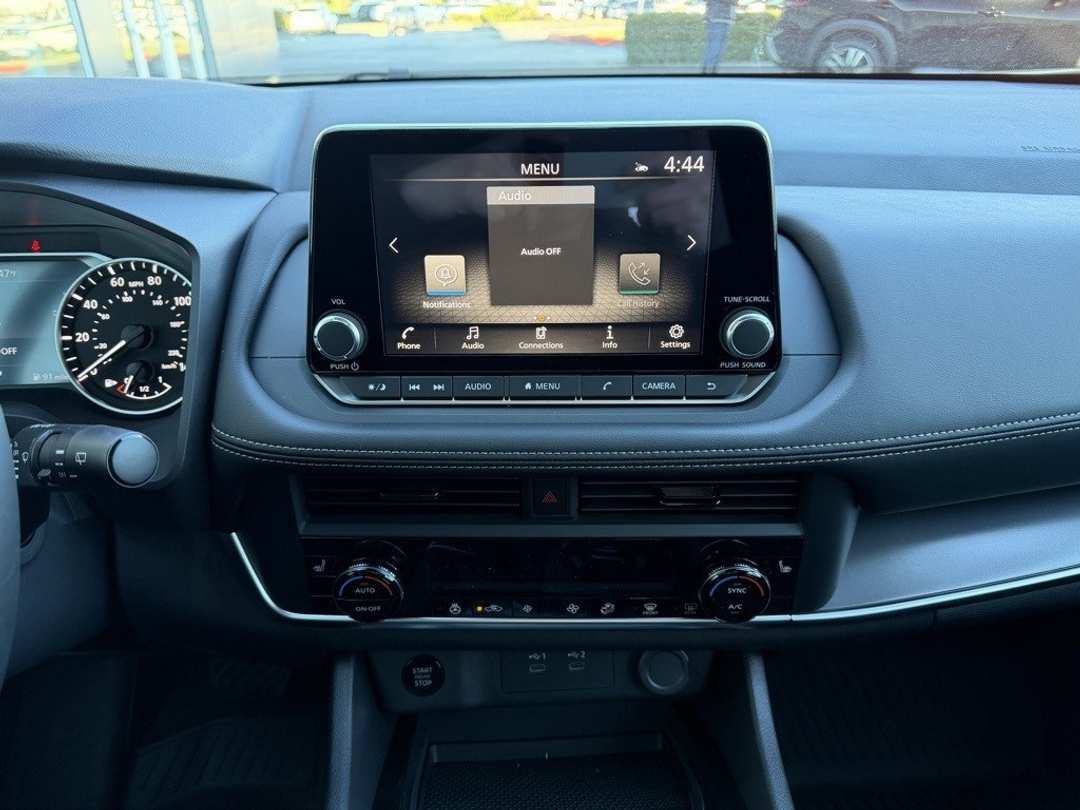 2026 Nissan Rogue Dark Armor - Image 21