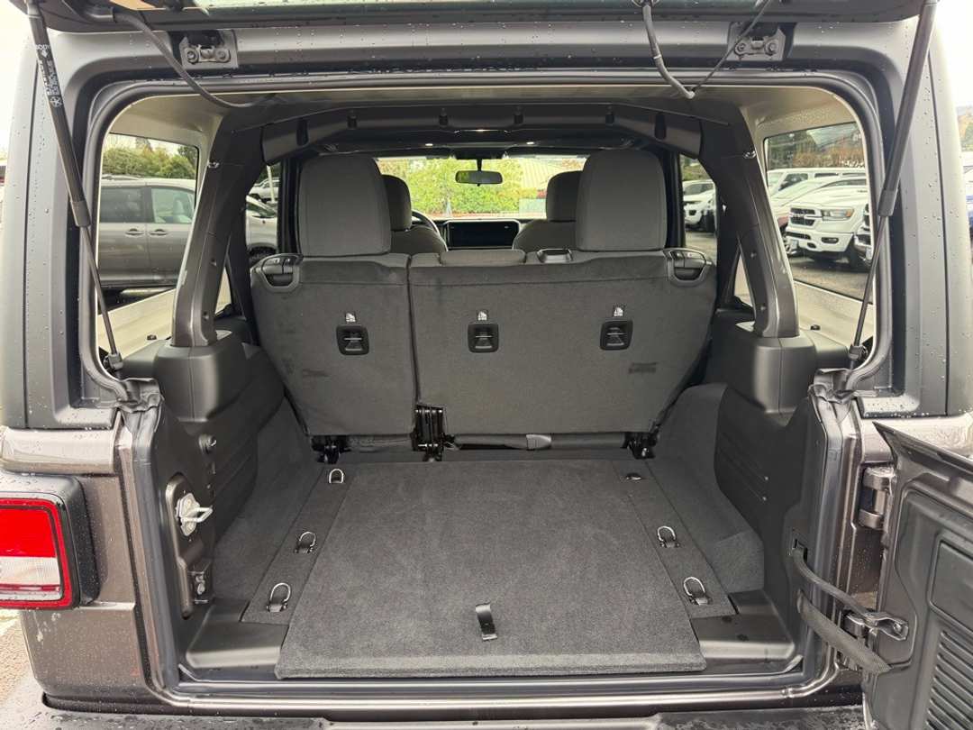 2026 Jeep Wrangler Sport - Image 11