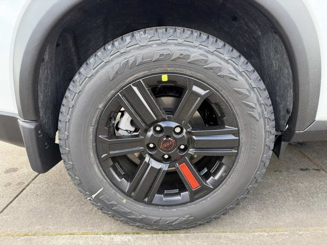 2026 Nissan Rogue Rock Creek - Image 9