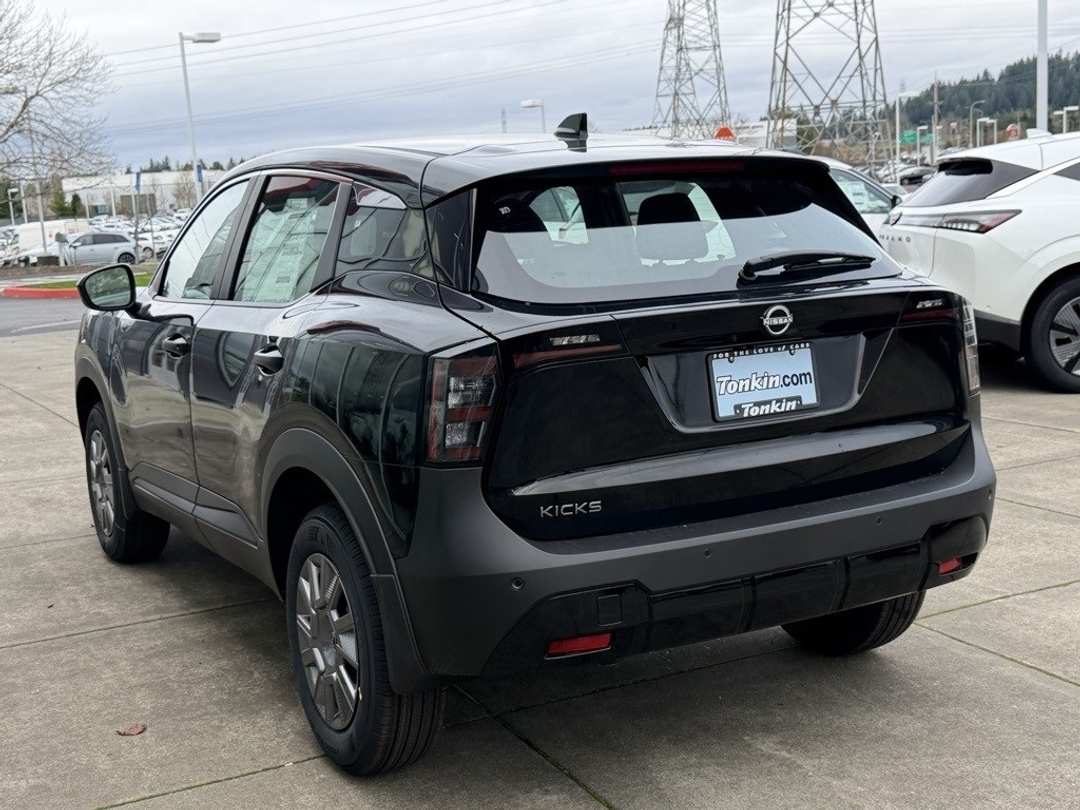 2026 Nissan Kicks S - Image 5