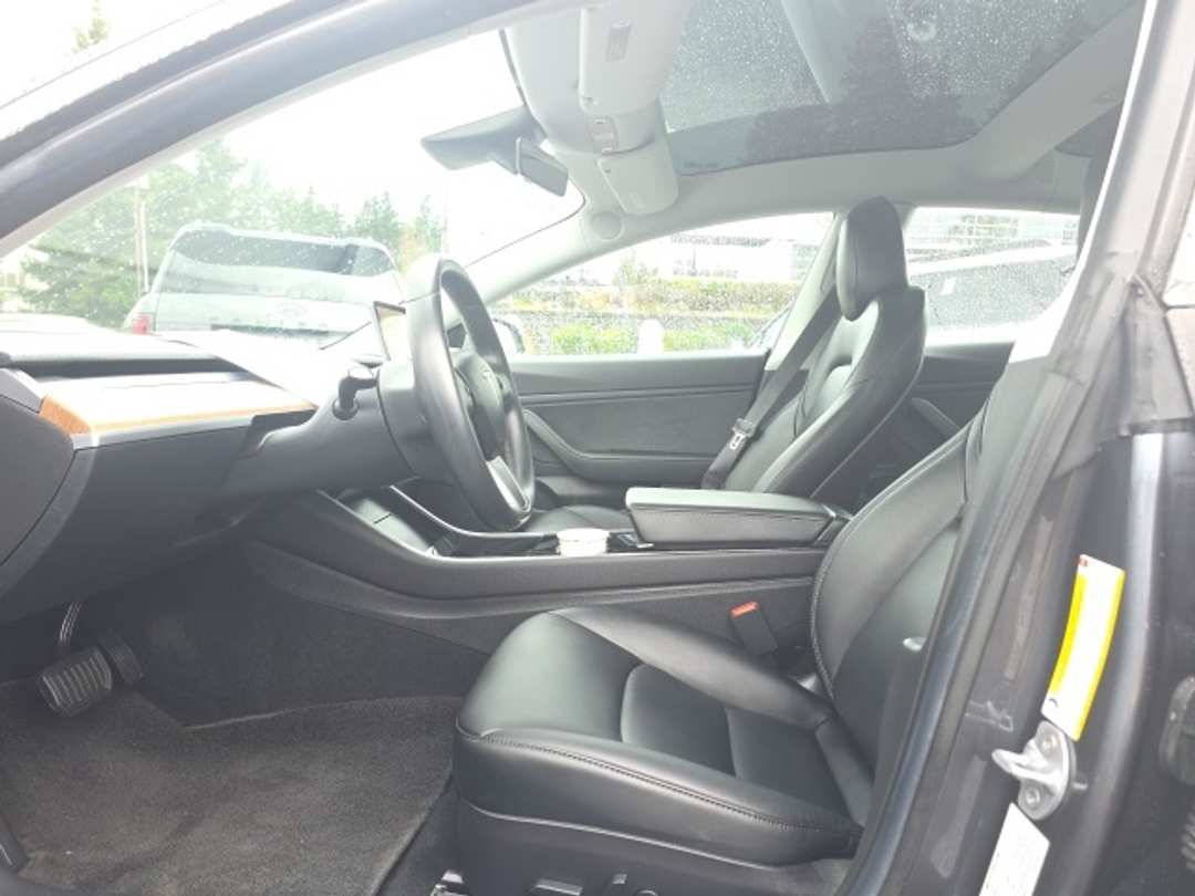 2019 Tesla Model 3 Long Range - Image 9