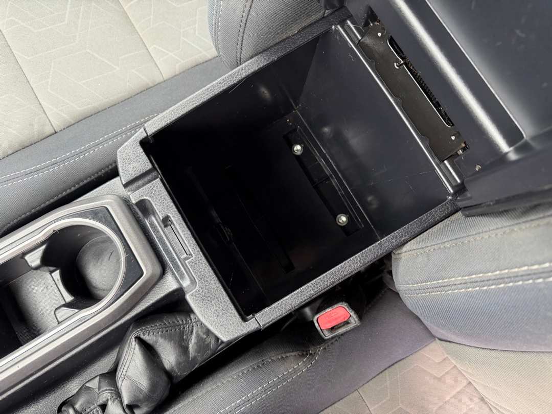 2020 Toyota Tacoma TRD Sport - Image 28