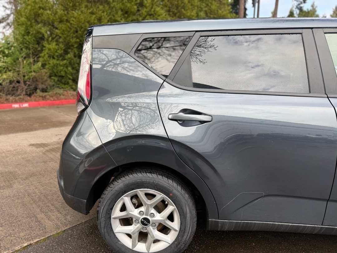 2024 Kia Soul LX - Image 12