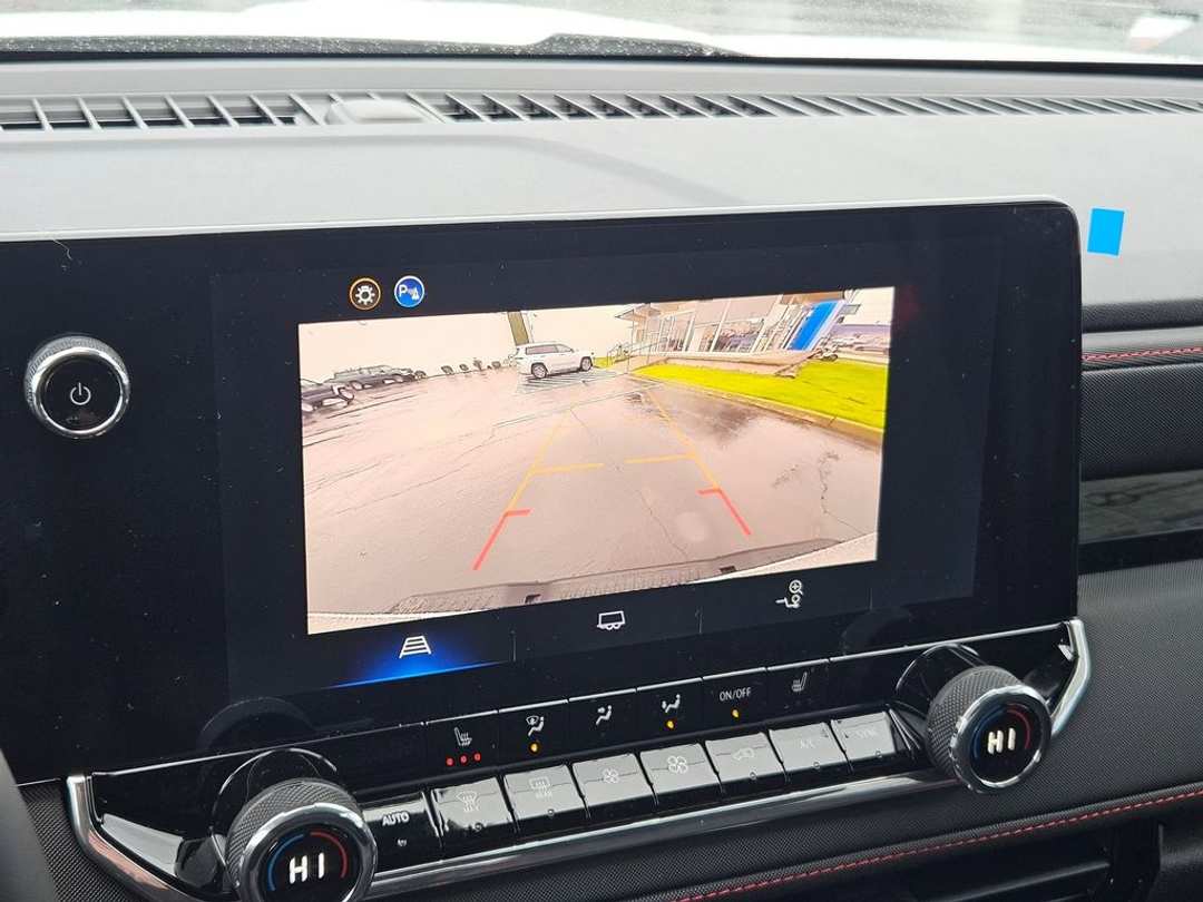 2026 Chevrolet Colorado Z71 - Image 21