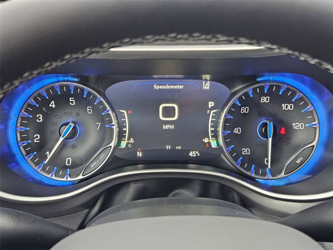 2026 Chrysler Voyager LX - Image 16