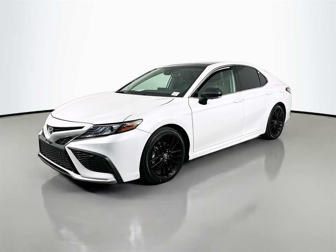 2024 Toyota Camry XSE - Image 3