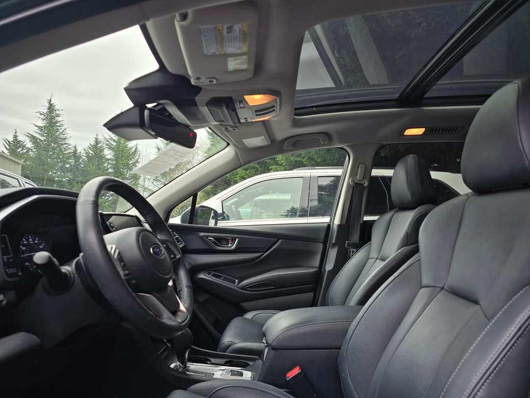 2023 Subaru Ascent Limited - Image 2