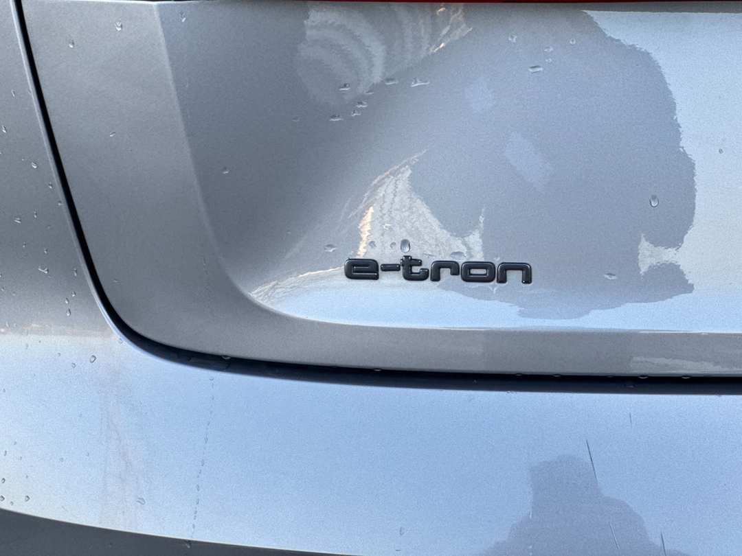 2019 Audi E-Tron Prestige - Image 24