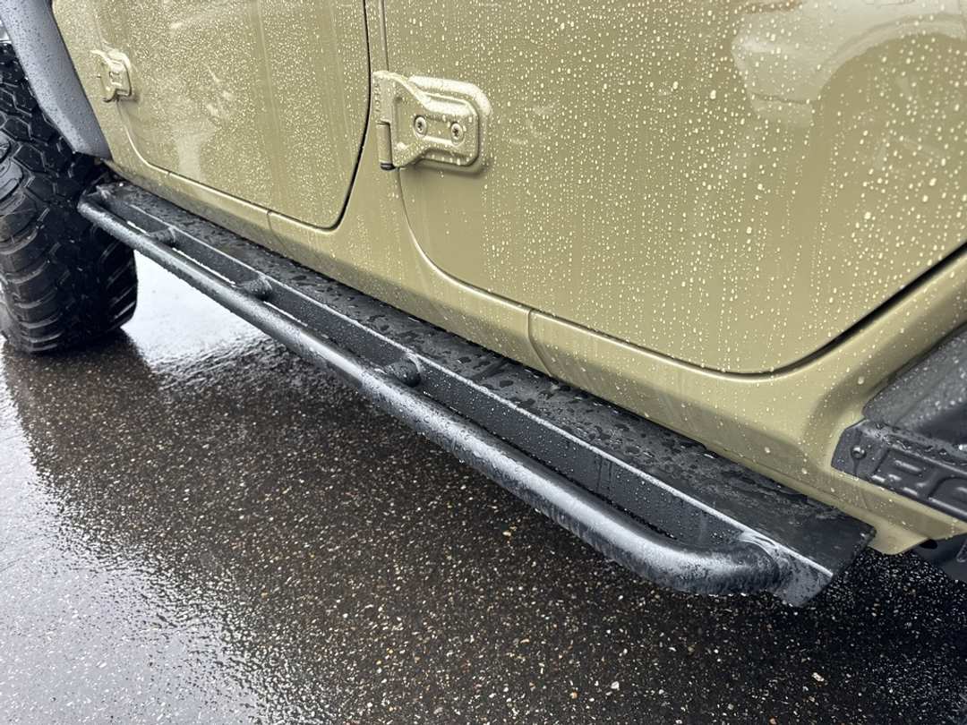 2025 Jeep Wrangler Rubicon - Image 16