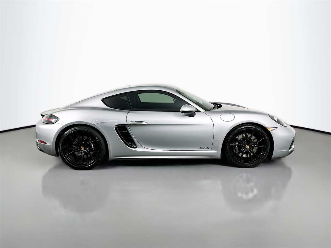 2018 Porsche 718 Cayman GTS - Image 8