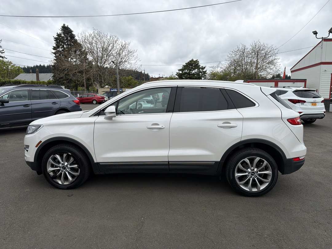 2017 Lincoln Mkc Select - Image 2